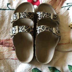 Cheetah print Sandals Size 7